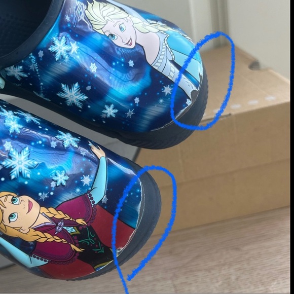 CROCS Disney Frozen Toddler Sandal- SZ 10 C - Picture 4 of 13